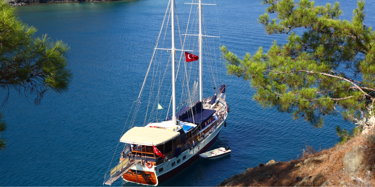 Yacht Charter Services